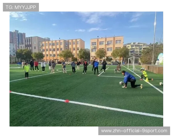 足球青训导师交流会分享先进训练理念与方法,足球青训助教